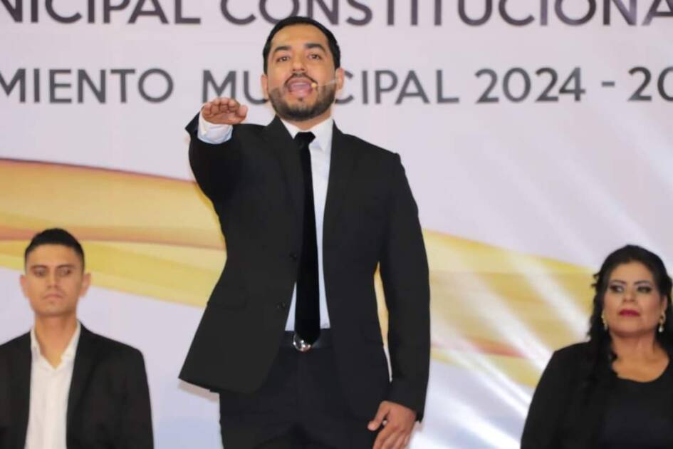 Humberto Jiménez rinde protesta como presidente municipal de Los Reyes