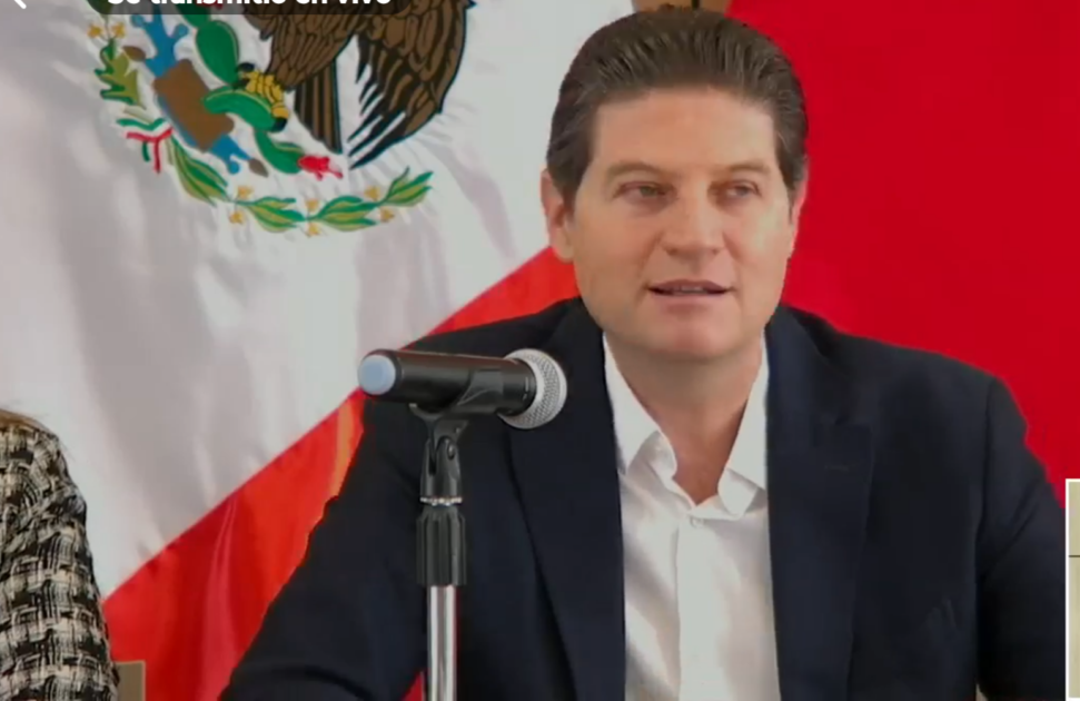 Alfonso Martínez Alcázar llama a los nuevos diputados de Michoacán a mantener la independencia del Poder Legislativo