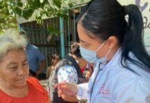 Atendidas las localidades de Huetamo afectadas por John; SSM mantendrá brigadas médicas