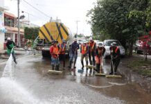 Gobierno de Morelia realiza limpieza integral en colonias afectadas por desfogue de Conagua