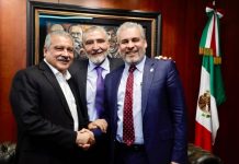 Morón, Adán Augusto y Bedolla se reúnen en el Senado