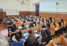 Estudiantes del Colegio Primitivo y Nacional de San Nicolás de Hidalgo participan en la prueba PISA