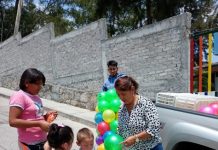 Lilia Barrera celebra a la niñez en Uruétaro