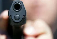 En acción interinstitucional, FGE, SEDENA, GC y Policía Municipal, detienen a dos presuntos responsables del homicidio de un comerciante, ocurrido en Zamora