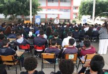 Promueve Fiscalía de Michoacán prevención del consumo de drogas ante estudiantes de preparatoria en Morelia