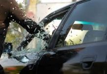 Obtiene FGE sentencia de 12 años de prisión en contra de dos responsables del robo de vehículo, en Uruapan