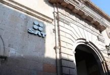 POR ACCESO ILÍCITO A SISTEMAS Y EQUIPOS DE INFORMÁTICA, FGR VINCULA A PROCESO A SERVIDOR PÚBLICO DEL SAT
